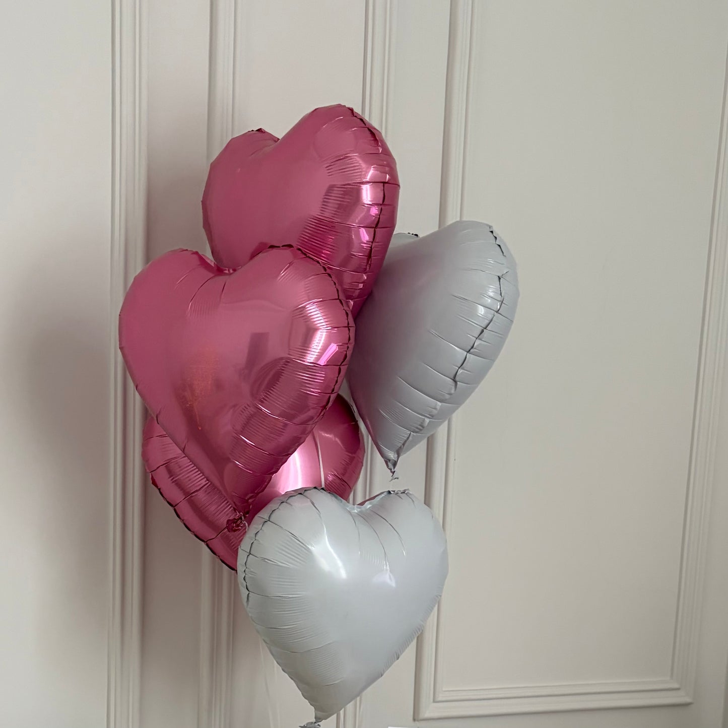 5 Balloons 🦢🌸