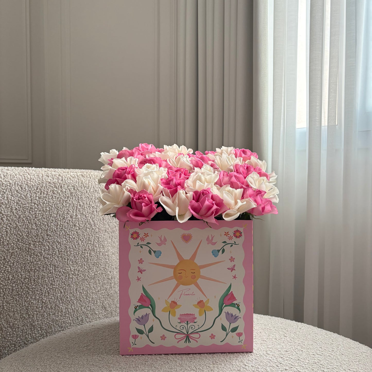 Pink & White 💗🐝