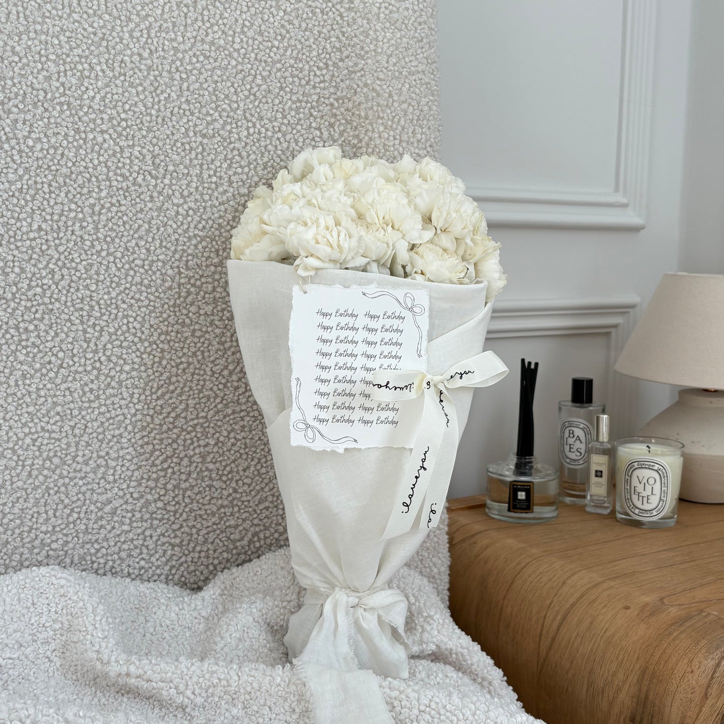Carnations 🦢🤍